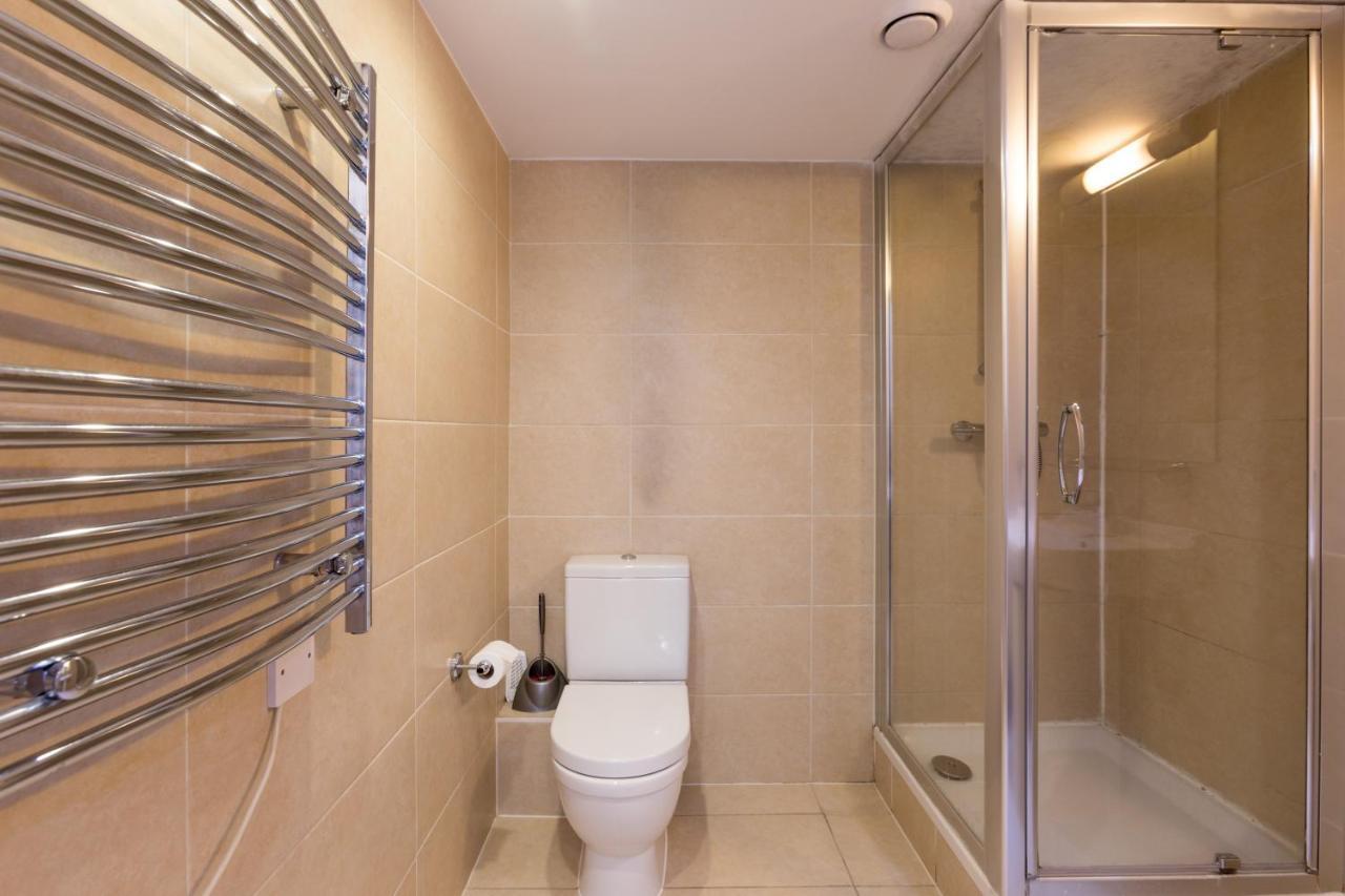 Modern 2 Bed 2 Bath Apartment With Outdoor Space Hyde Park London Kültér fotó