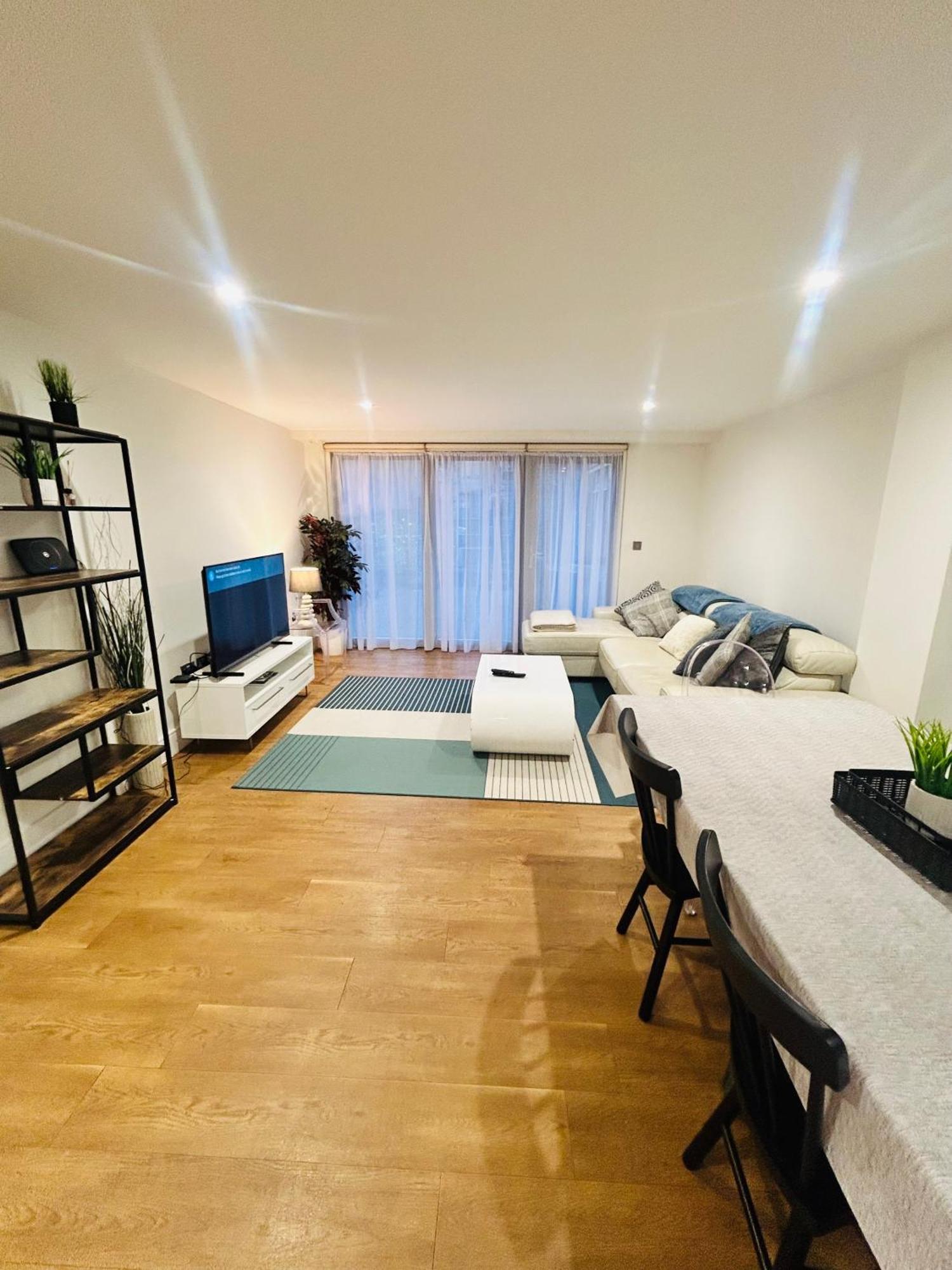Modern 2 Bed 2 Bath Apartment With Outdoor Space Hyde Park London Kültér fotó